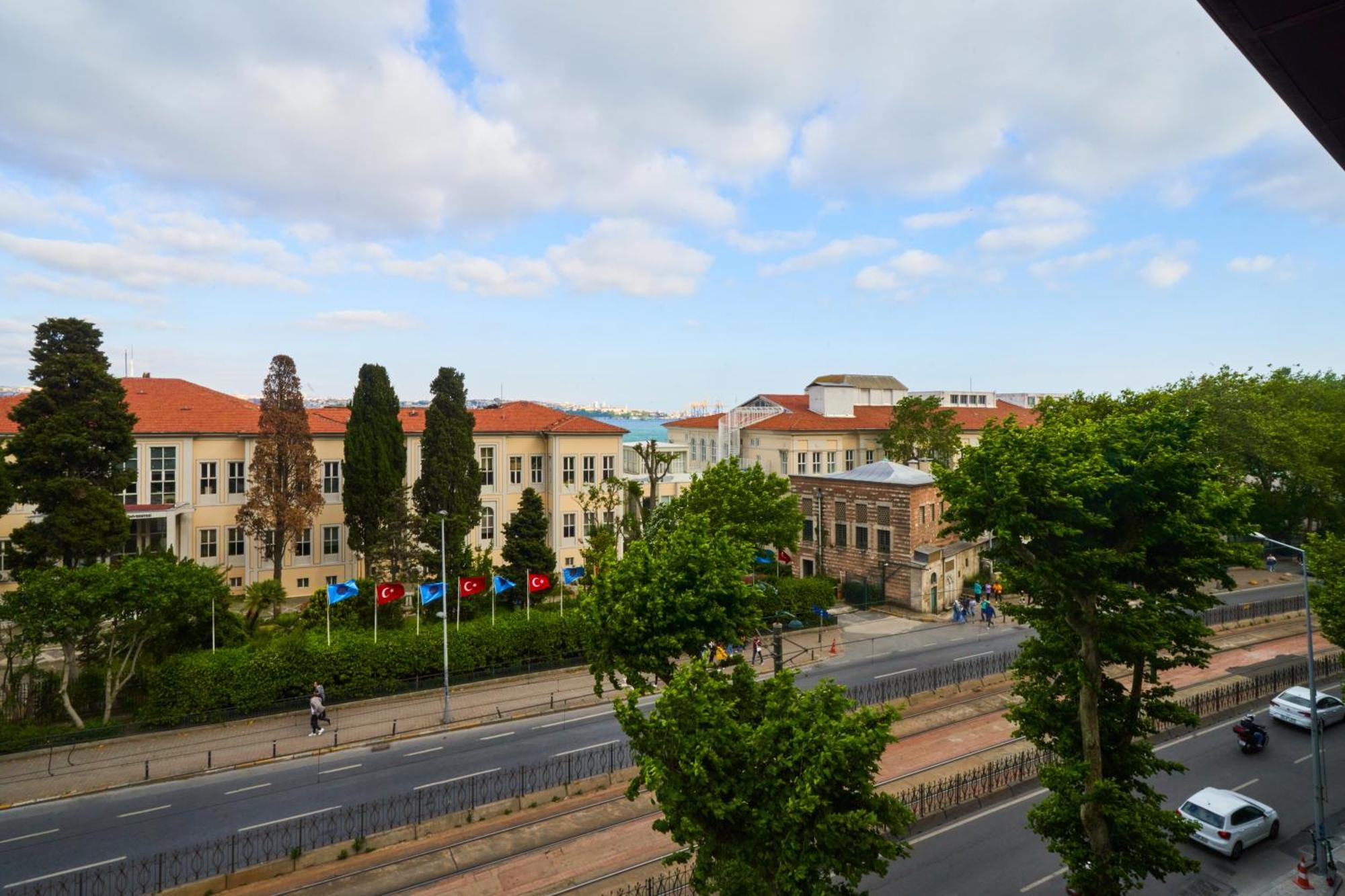 Metropolitan Hotels Bosphorus - Special Category Istanbul Exterior foto