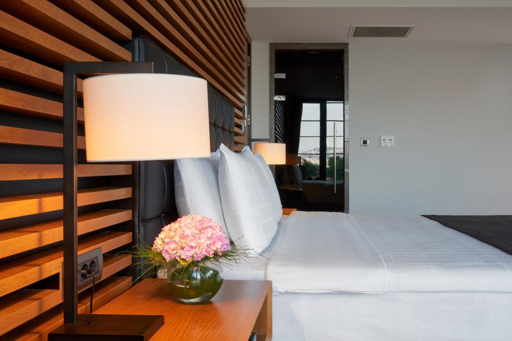 Metropolitan Hotels Bosphorus - Special Category Istanbul Exterior foto